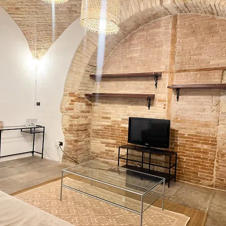 아파트 Kalma Arched Loft - Unique Brick Vault In Heart *