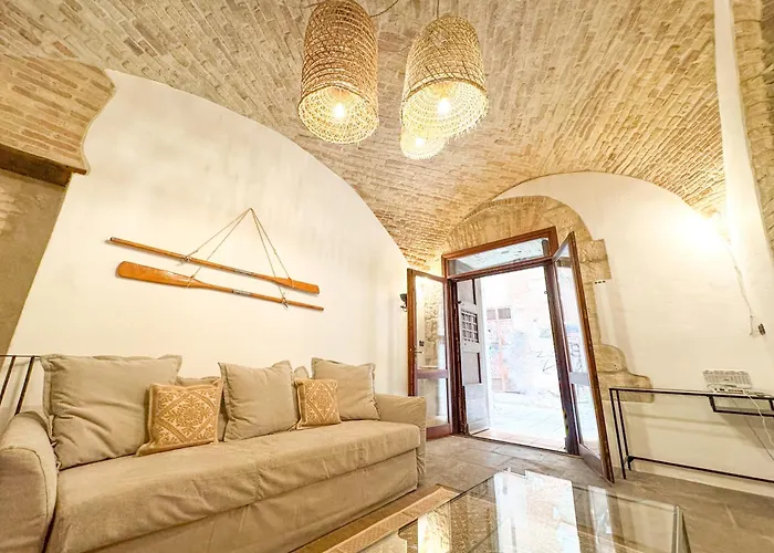 Апартаменты Kalma Arched Loft - Unique Brick Vault In Heart *